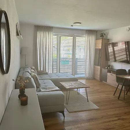Apartment Riverside *